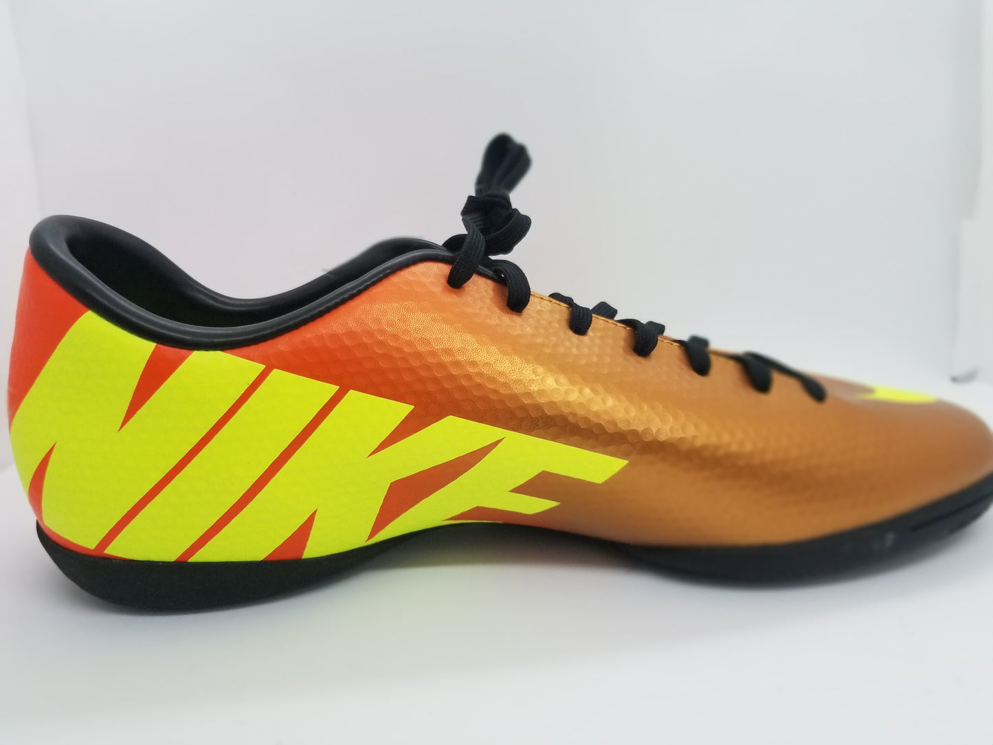 Nike Mercurial Victory IV IC