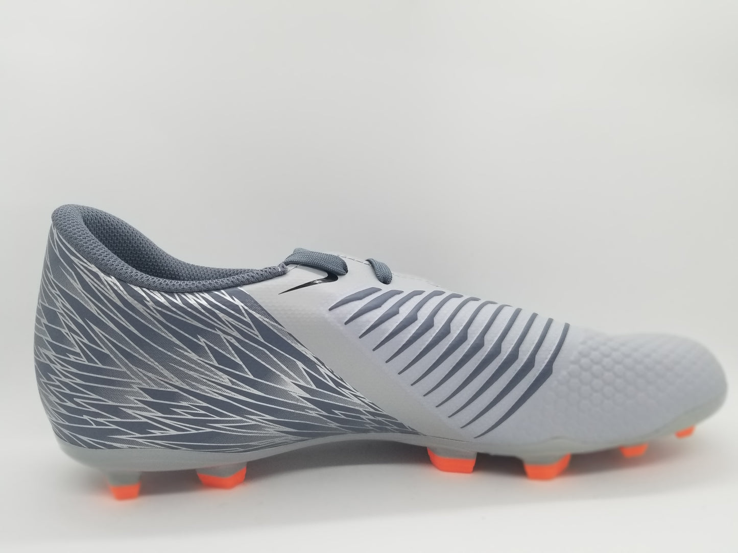 Nike Phantom Venom Academy FG