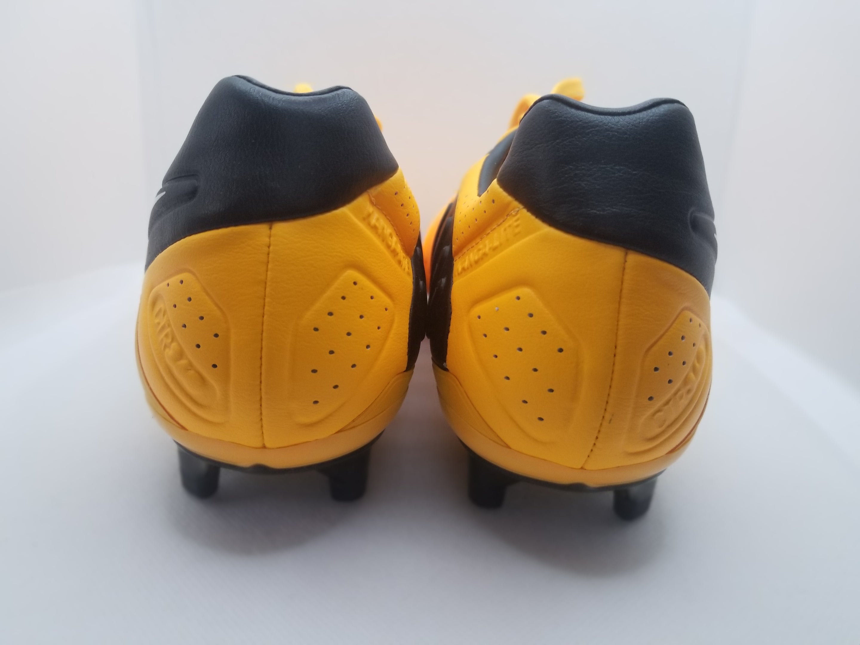 Nike ctr360 trequartista iii 2025 yellow